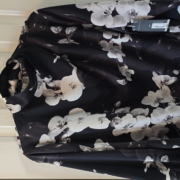 WORTHINGTON WOMENS LONG SLEEVE BLACK AND WHITE FLORAL BLOUSE SIZE PETITE LARGE - Picture 2 of 16